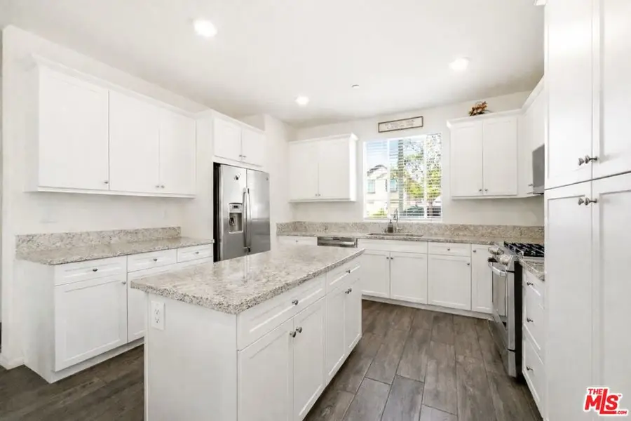 471 Santa Paula Street, Santa Paula, CA 93060 - #2