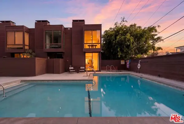 1033 Carol Drive #T16, West Hollywood, CA 90069