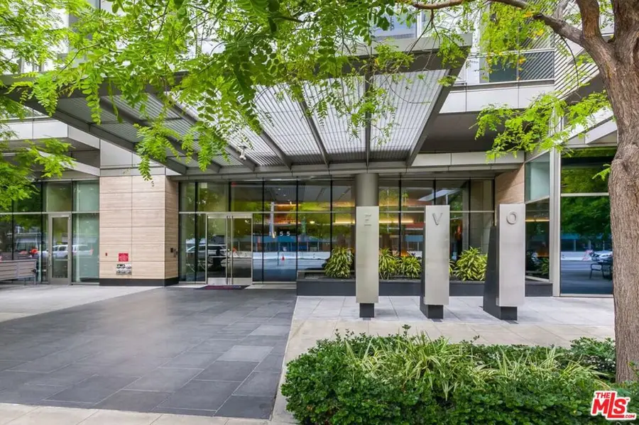 1155 S Grand Avenue #401, Los Angeles, CA 90015 - #2