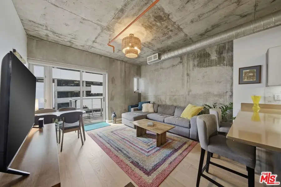 645 W 9th Street #406, Los Angeles, CA 90015 - #3