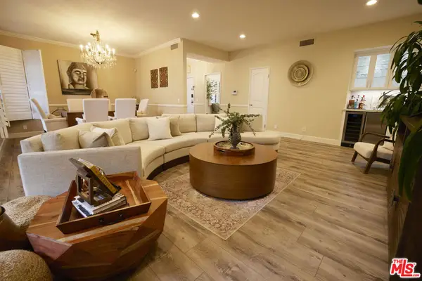 14844 Dickens Street #108, Sherman Oaks, CA 91403