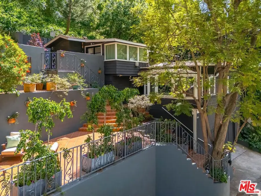 9826 Portola Drive, Beverly Hills, CA 90210 - #2