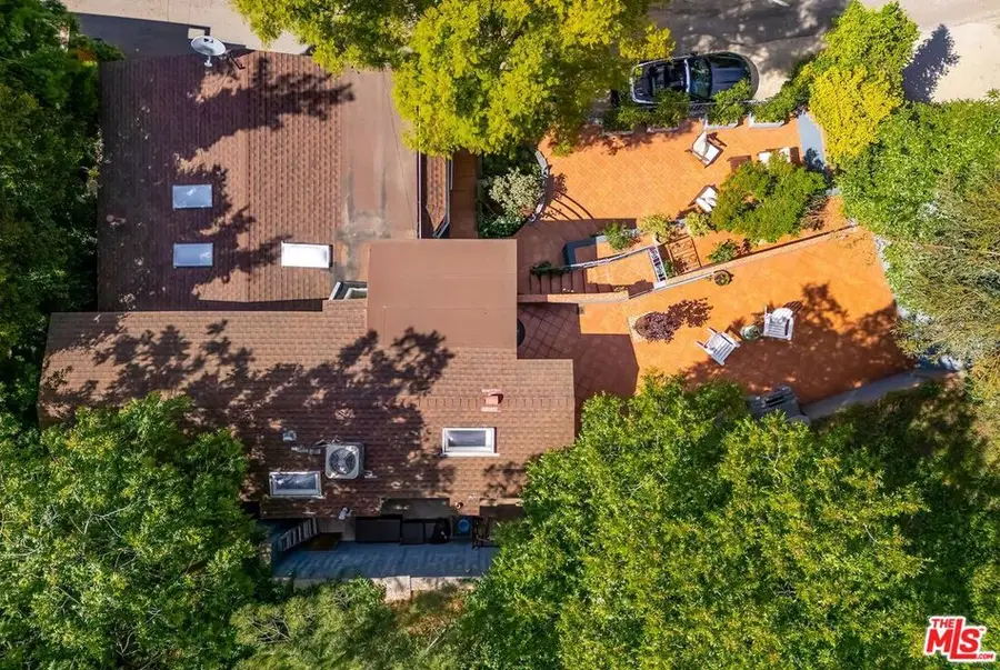 9826 Portola Drive, Beverly Hills, CA 90210 - #3