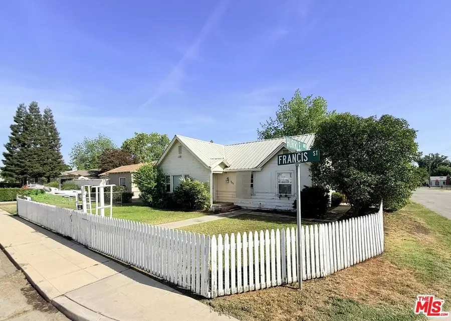 347 Francis Street, Bakersfield, CA 93308 - #2