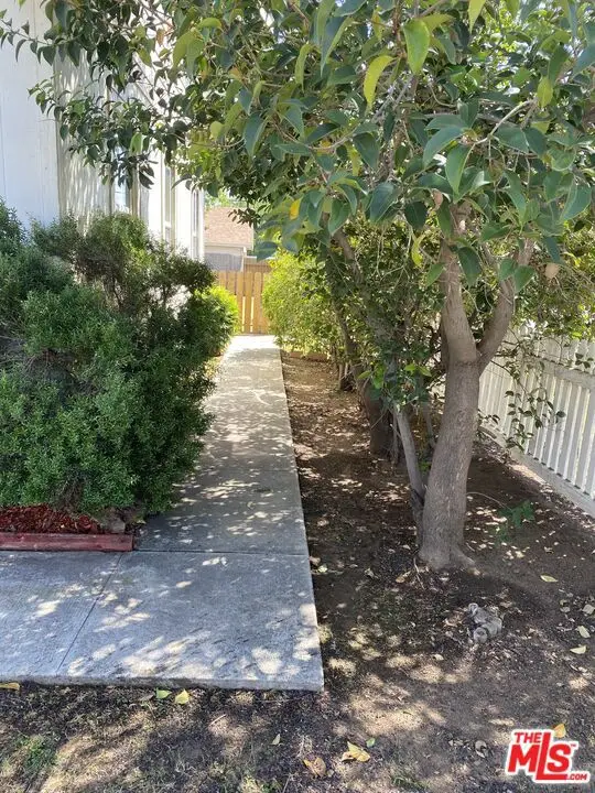 347 Francis Street, Bakersfield, CA 93308 - #3