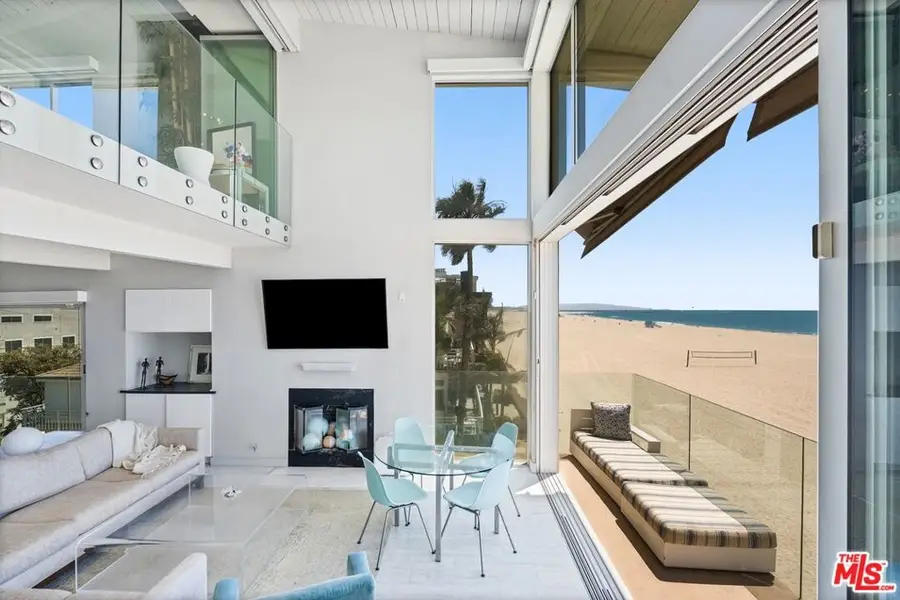 1 Driftwood Street #5, Marina Del Rey, CA 90292 - #2