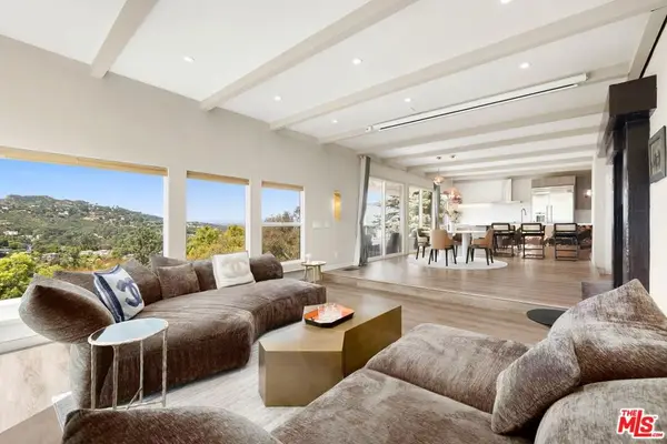 3233 Tareco Drive, Los Angeles, CA 90068