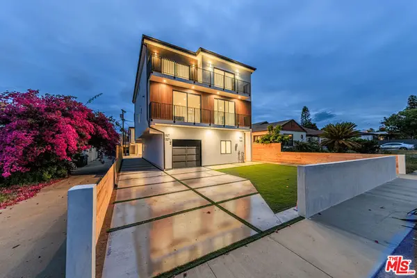 1525 S Carmelina Avenue, Los Angeles, CA 90025