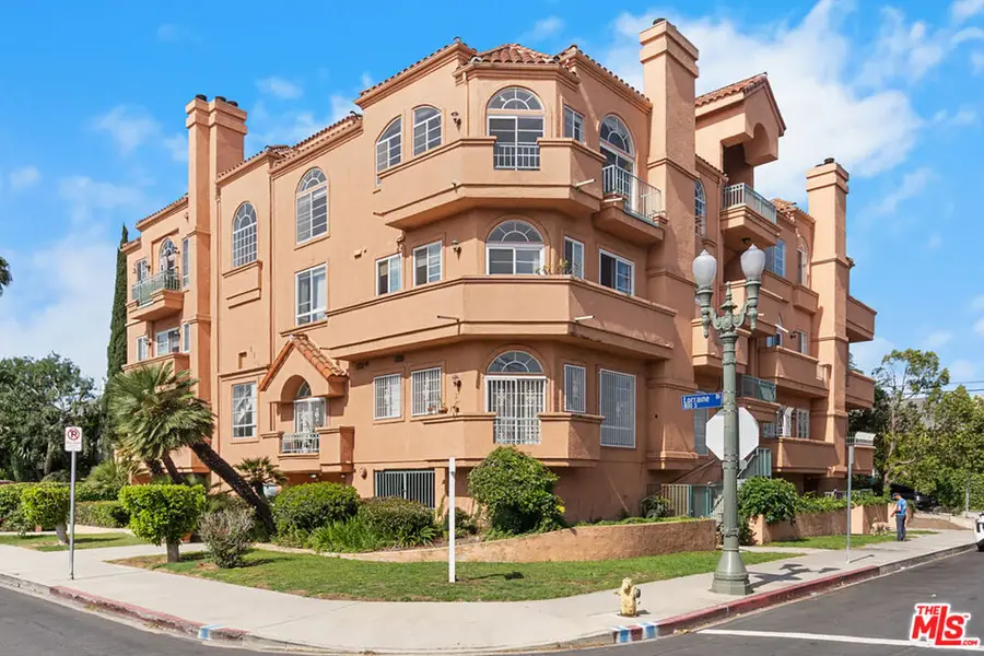 801 Lorraine Boulevard #301, Los Angeles, CA 90005 - #2