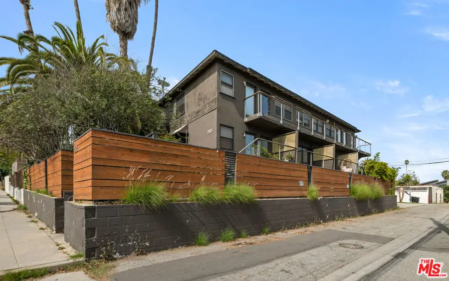 250 3rd Avenue, Venice, CA 90291 - #2
