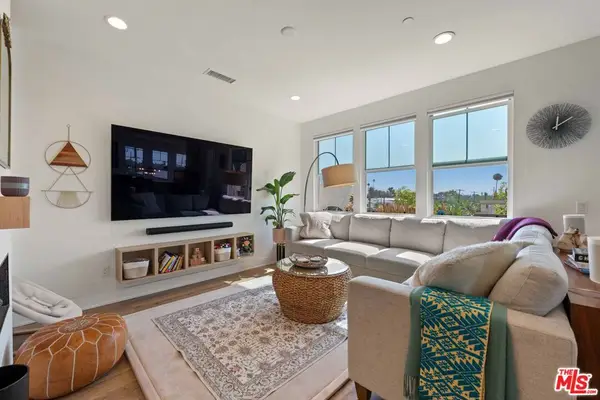 2911 W Exposition Place #1, Los Angeles, CA 90018