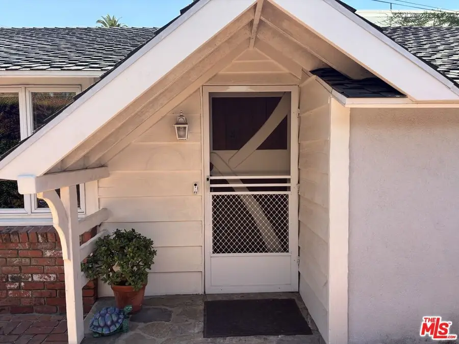 3207 Cheviot Vista Place, Los Angeles, CA 90034 - #3