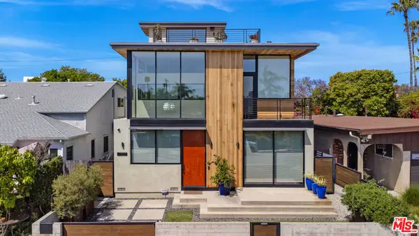 2325 Cloy Avenue, Venice, CA 90291