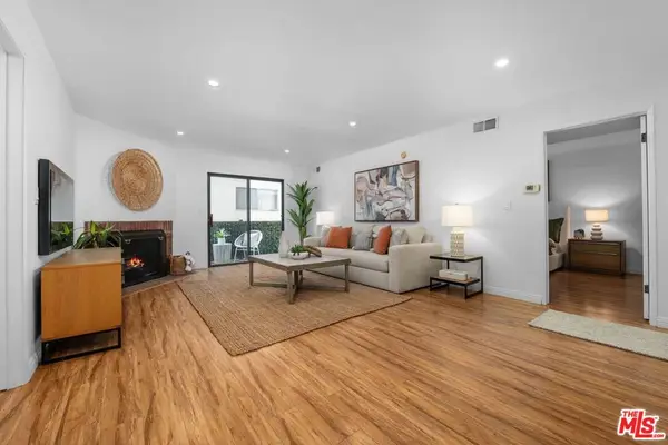 9737 Charnock Avenue #1, Los Angeles, CA 90034