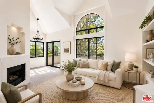 18129 Erik Court #328, Canyon Country, CA 91387