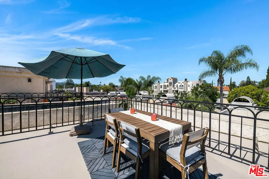 4444 Moorpark Way #202, Toluca Lake, CA 91602 - #3