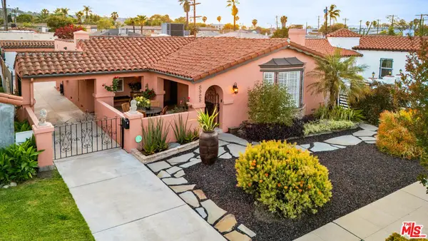 3925 S Norton Avenue, Los Angeles, CA 90008