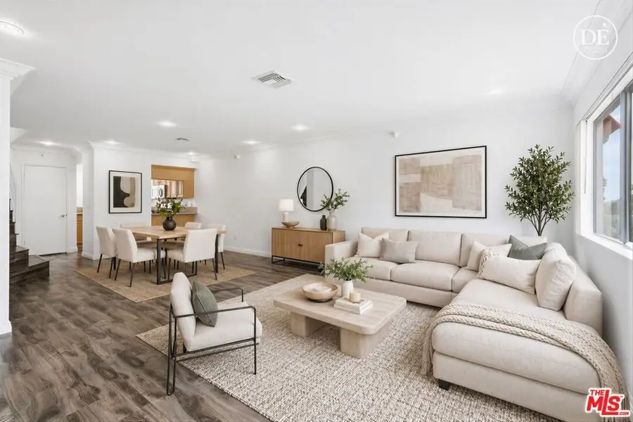 345 W Acacia Avenue #16, Glendale, CA 91204 - #3