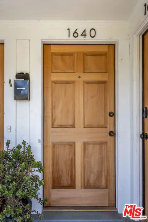 1640 S Gramercy, Los Angeles, CA 90019 - #3
