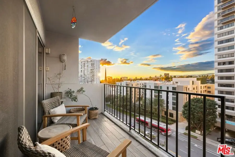 10450 Wilshire Boulevard #7E, Los Angeles, CA 90024 - #2