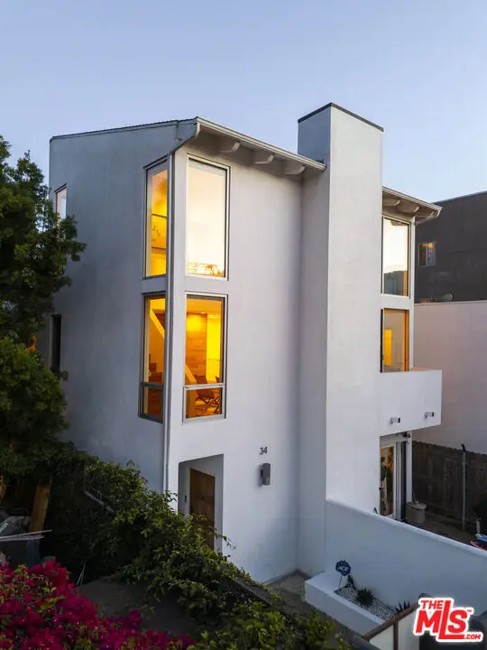 34 S Venice Boulevard #2, Venice, CA 90291 - #2