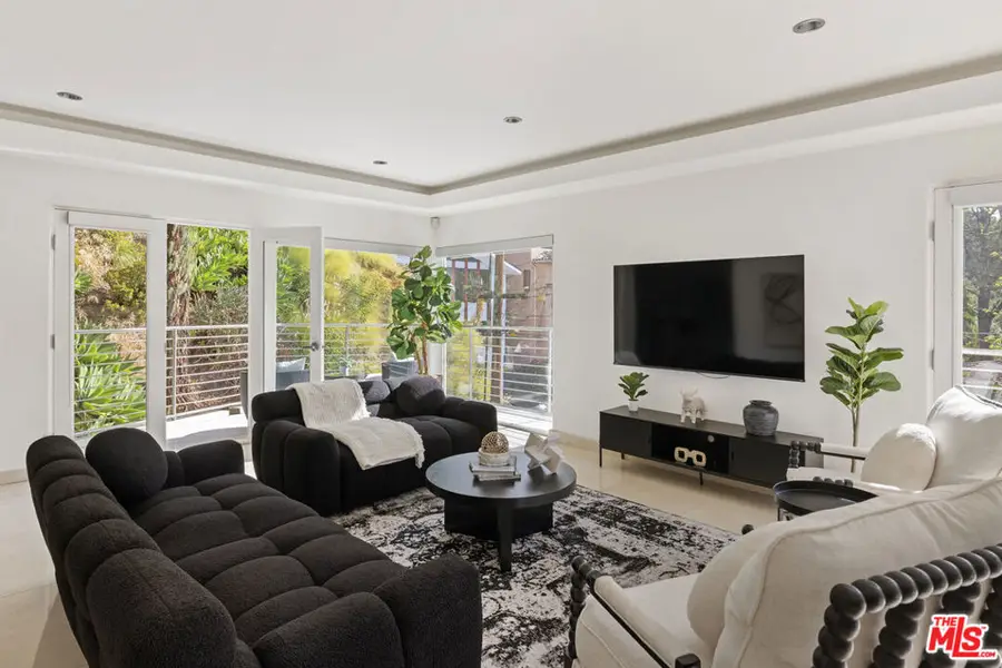 3111 Belden Drive, Los Angeles, CA 90068 - #3