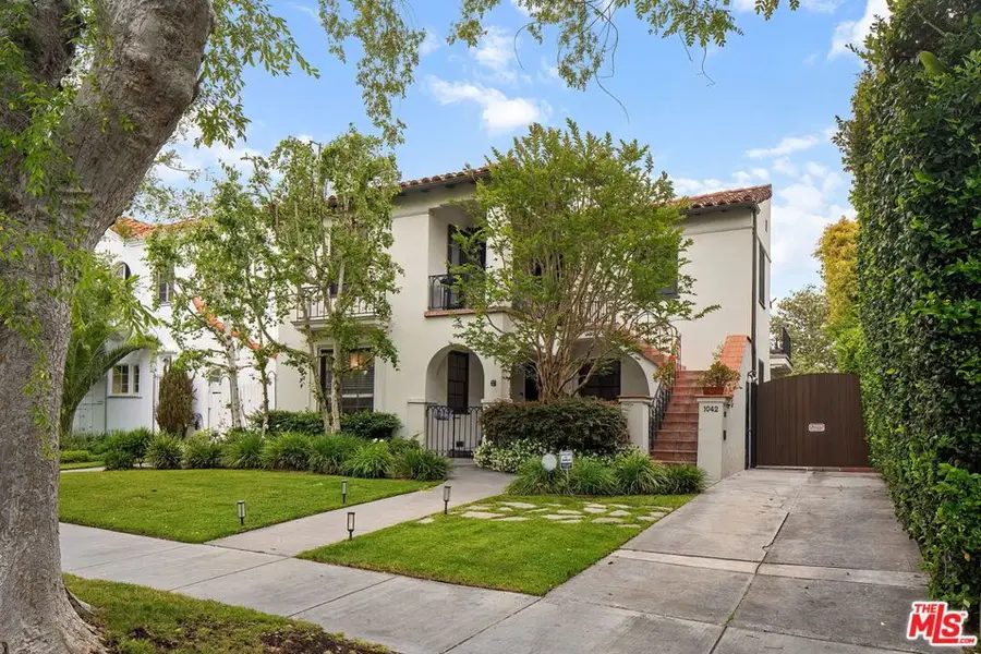 1042 Hi Point Street, Los Angeles, CA 90035 - #2