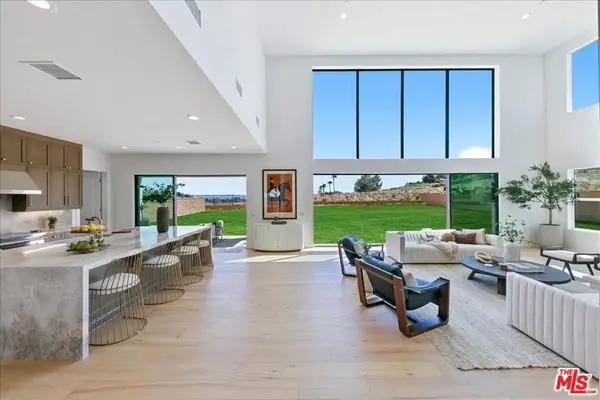 22810 Seaqua Circle, Chatsworth, CA 91311