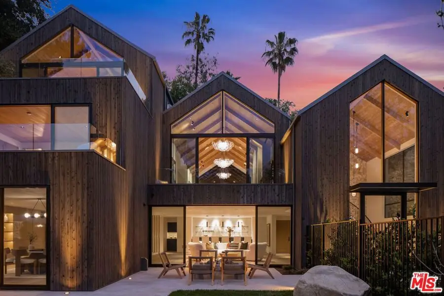 12309 Viewcrest Road, Studio City, CA 91604 - #2