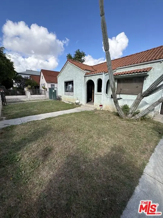 1340 S Mansfield Avenue, Los Angeles, CA 90019