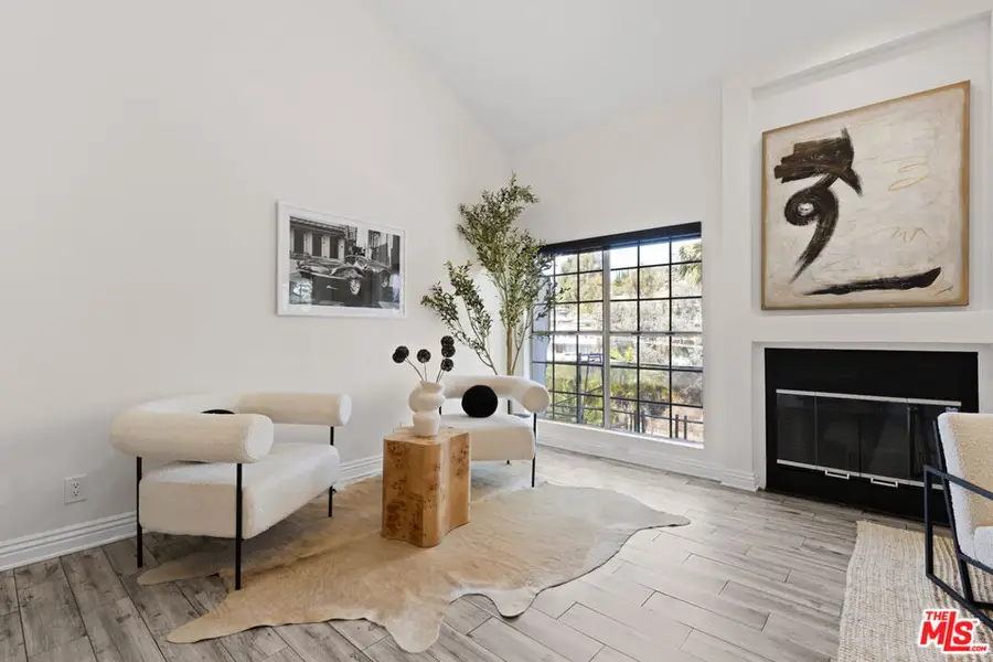 3824 Stocker Street #4, View Park Windsor Hills, CA 90008 - #3