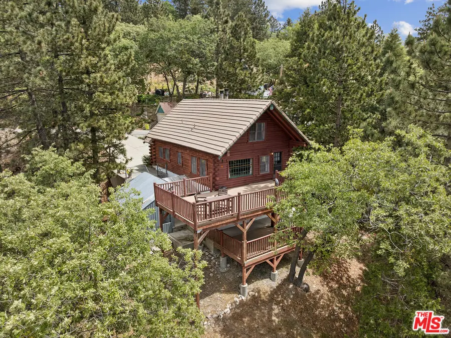 4 Winding Way, Running Springs, CA 92382 - #2