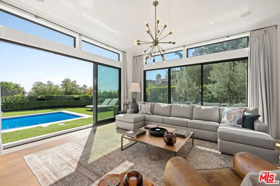 1640 N Kings Road, Los Angeles, CA 90069 - #2