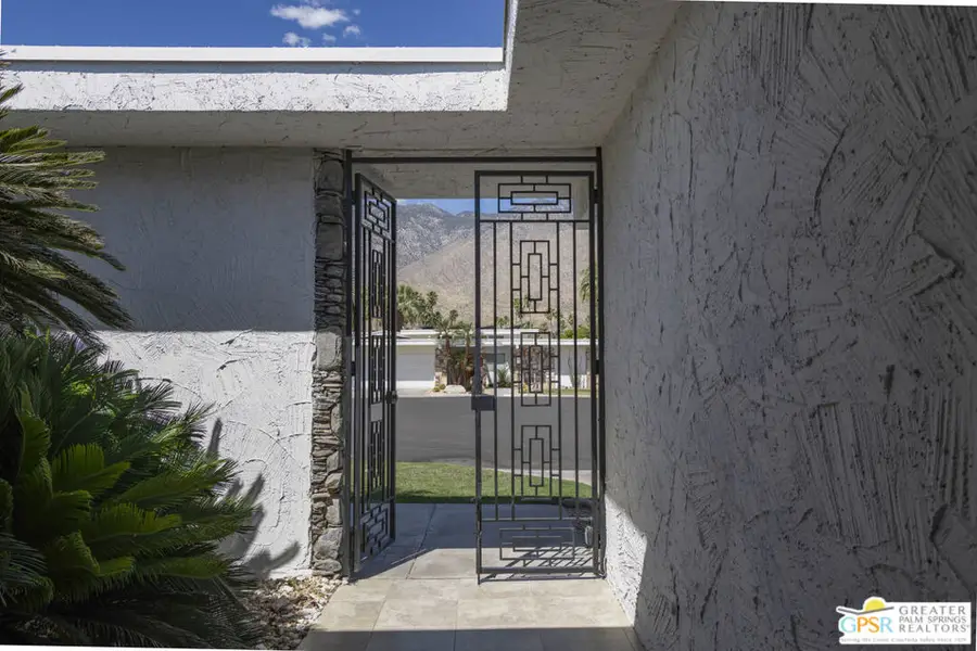 2450 Camino Vida, Palm Springs, CA 92264 - #3