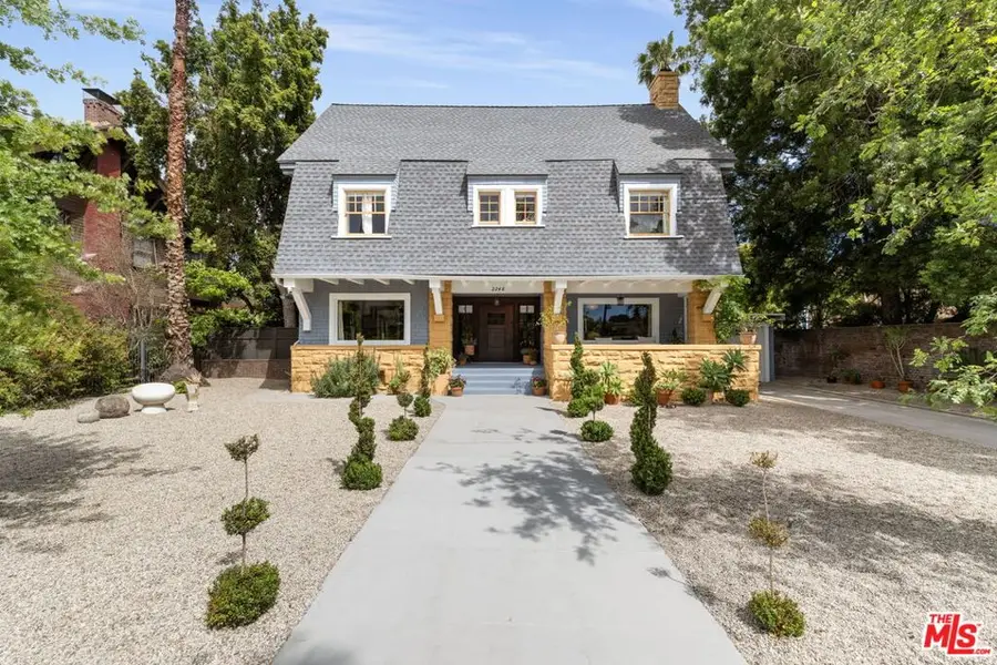 2248 S Hobart Boulevard, Los Angeles, CA 90018 - #2