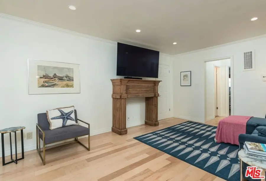 1024 5th Street #3, Santa Monica, CA 90403 - #2