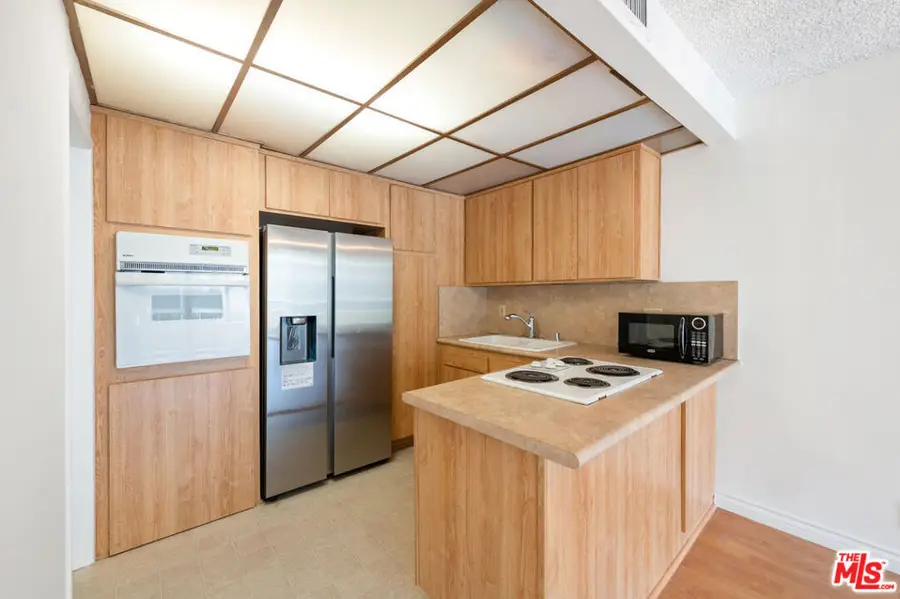 1300 Midvale Avenue #409, Los Angeles, CA 90024 - #3