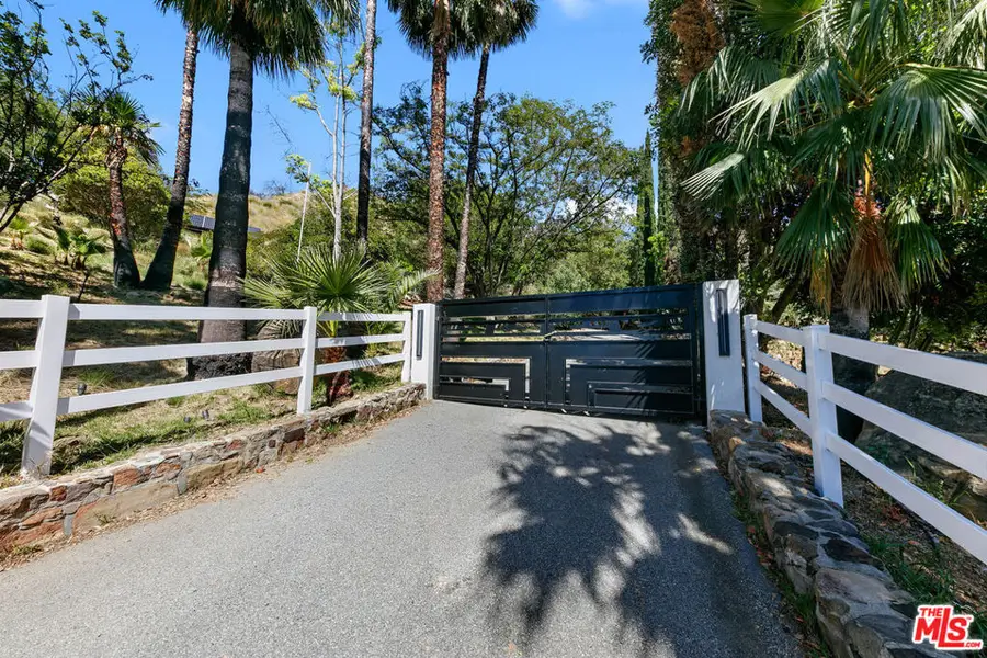 260 Loma Metisse Road, Malibu, CA 90265 - #3