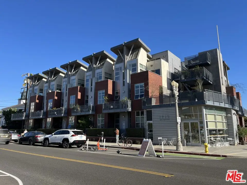 1912 Broadway #107, Santa Monica, CA 90404 - #1