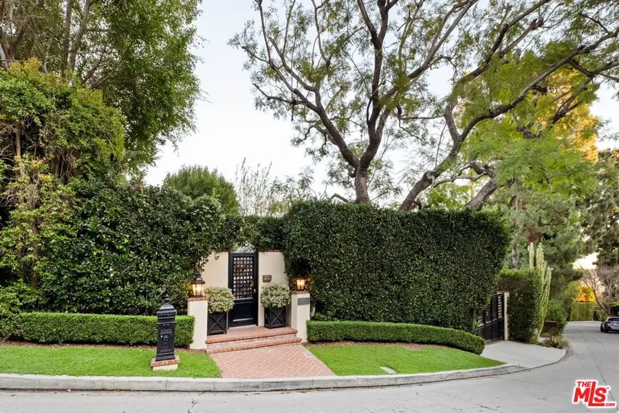 1240 N Wetherly Drive, Los Angeles, CA 90069 - #2