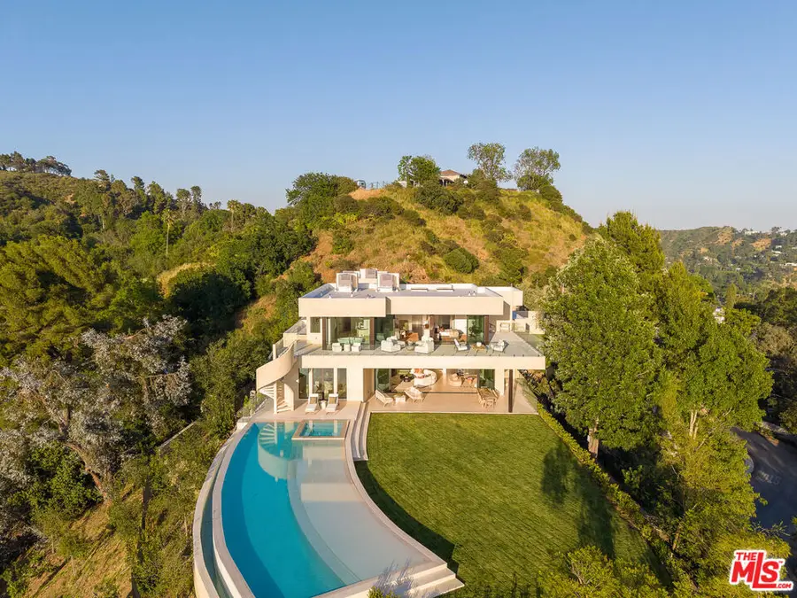 2700 Woodstock Road, Los Angeles, CA 90046 - #2