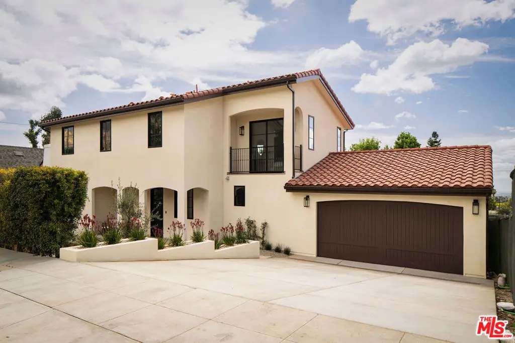 1108 E Mariposa Street, Altadena, CA 91001 - #1