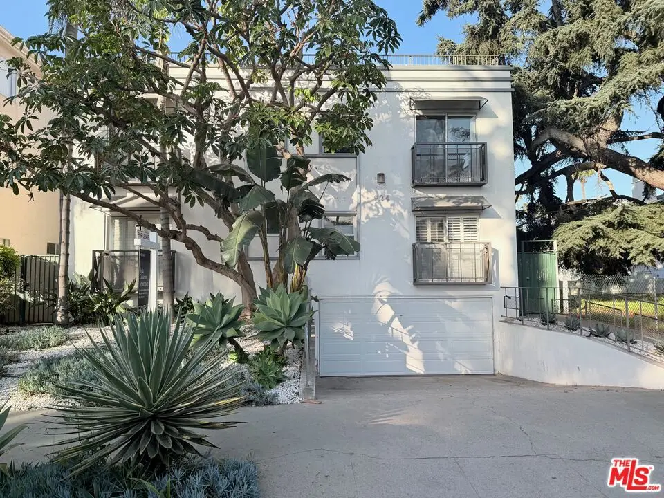 924 5th Street #10, Santa Monica, CA 90403 - #1