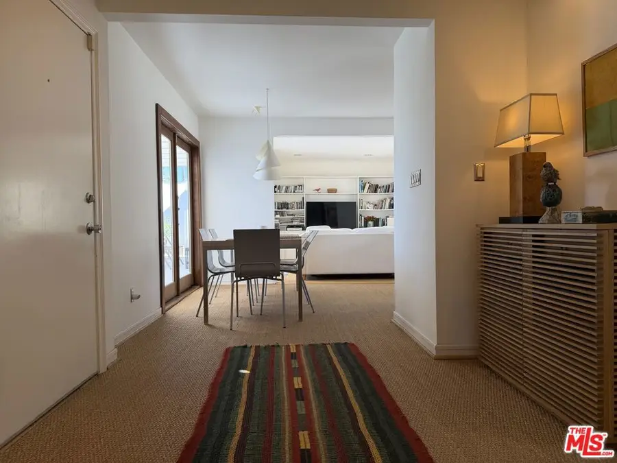 924 5th Street #10, Santa Monica, CA 90403 - #2