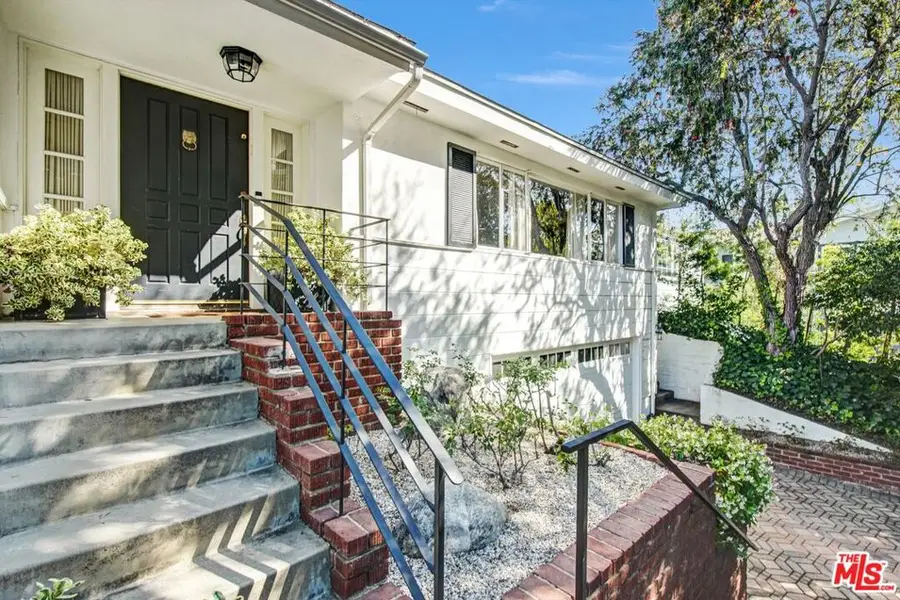 288 Tavistock Avenue, Los Angeles, CA 90049 - #2