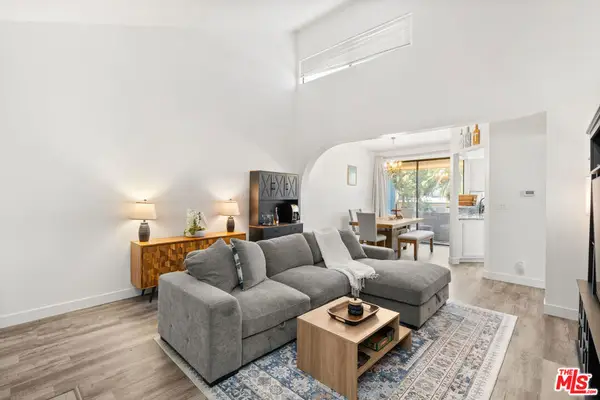 7211 Cozycroft Avenue #50, Winnetka, CA 91306