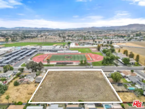 636 Idyllwild Drive, San Jacinto, CA 92583