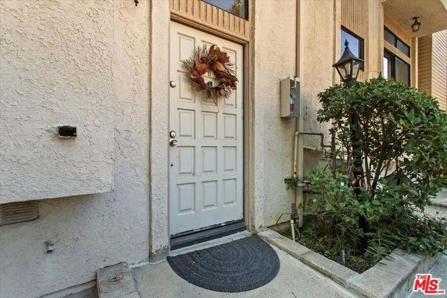 7230 Kelvin Avenue #6, Winnetka, CA 91306 - #2