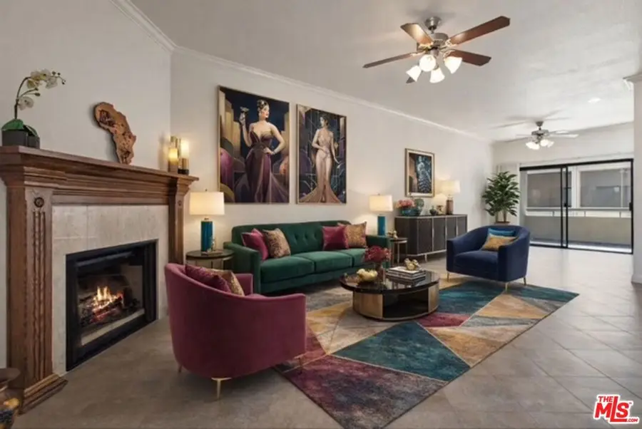 7230 Kelvin Avenue #6, Winnetka, CA 91306 - #3