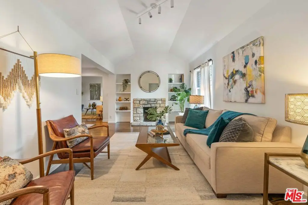 9039 Phyllis Avenue, West Hollywood, CA 90069 - #1